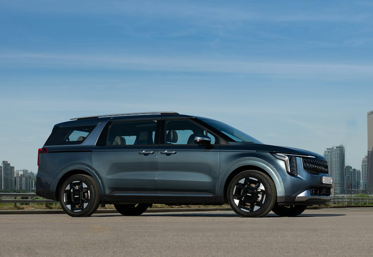 Carnival MPV Hybrid